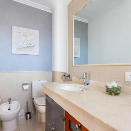 Дом отдыха Townhouse With Pool And Sea View In Кальяо-Сальвахе