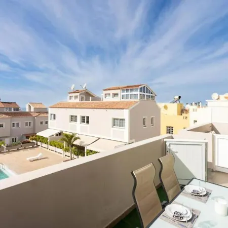 Holiday home Townhouse With Pool And Sea View In
