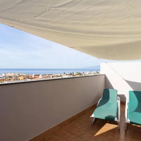 Townhouse With Pool And Sea View In * Callao Salvaje